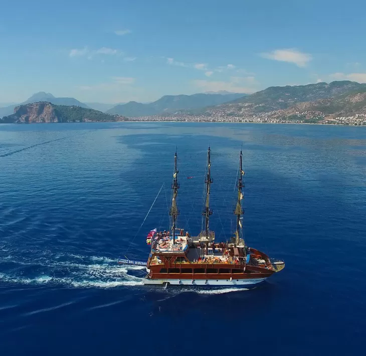ALANYA KATAMARAN TEKNE TURU | Katamaran alanya Holiday Excursion Katamaran alanya |