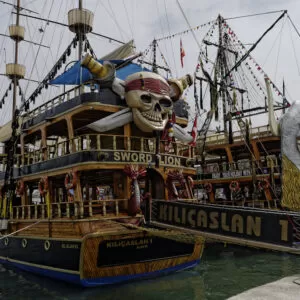 Pirate boat holiday excursion |