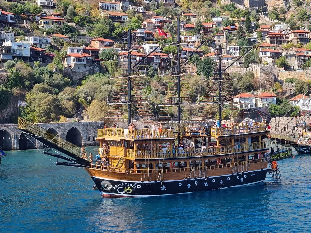 boat alanya holiday |