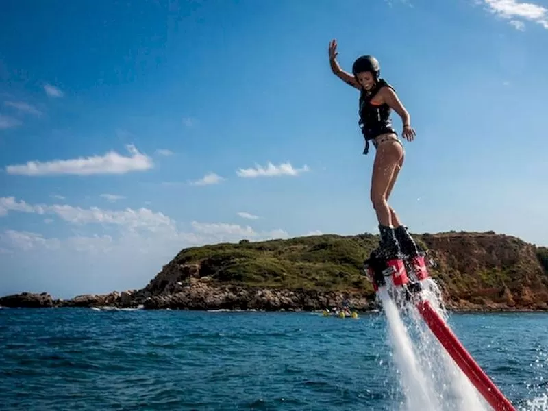 Flyboard |